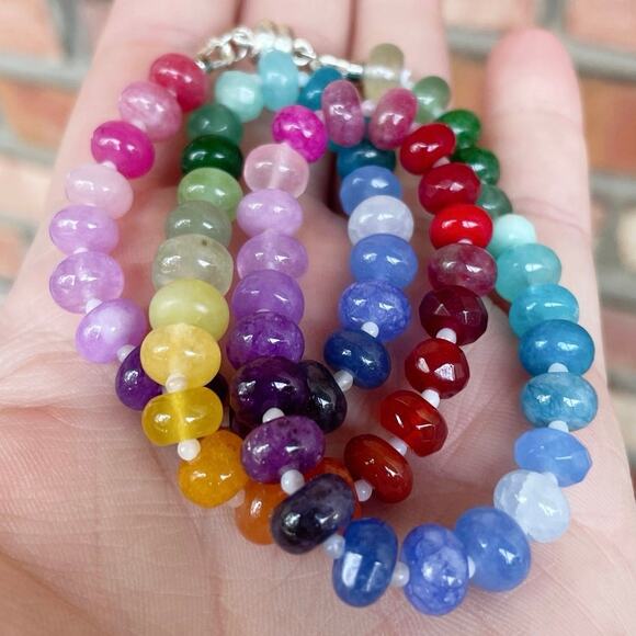 NWT, Ombre Rainbow Gemstone Necklace, Silver Tone Magnetic Clasp, 18.5" - Picture 3 of 6